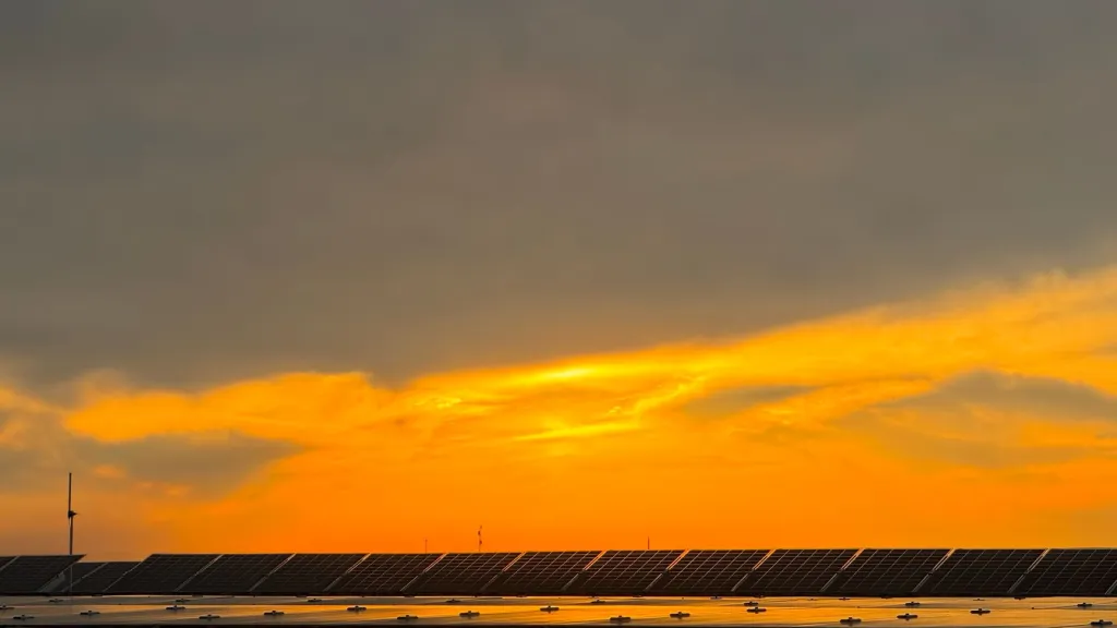 Bulutlu Hava Panel Üretim Verimini Nasıl Etkiler? — güneş enerjisi