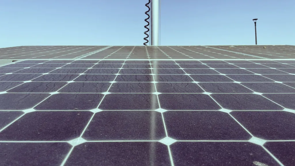 Gölgeleme Kayıpları ve Seri Bağlantı Avantajları — güneş enerjisi
