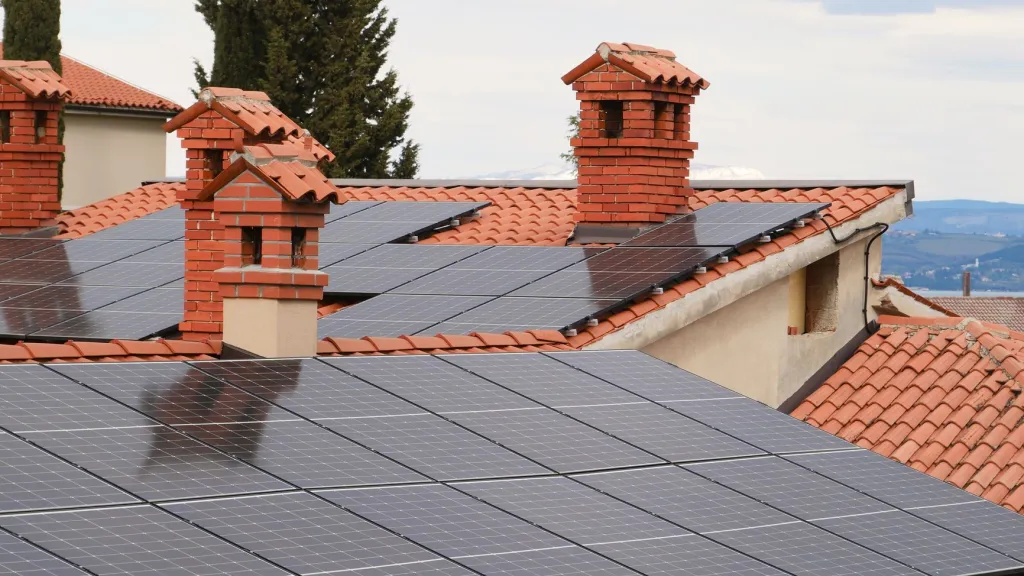 Otel Solar Maliyeti Hangi Faktörlere Göre Belirlenir? — güneş enerjisi